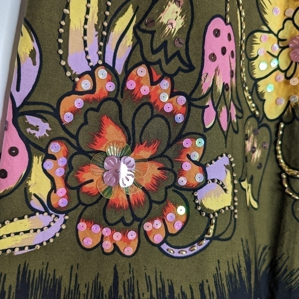 Lapis Green Whimsical Skirt With Sequin Floral Detail - Picture 5 of 12